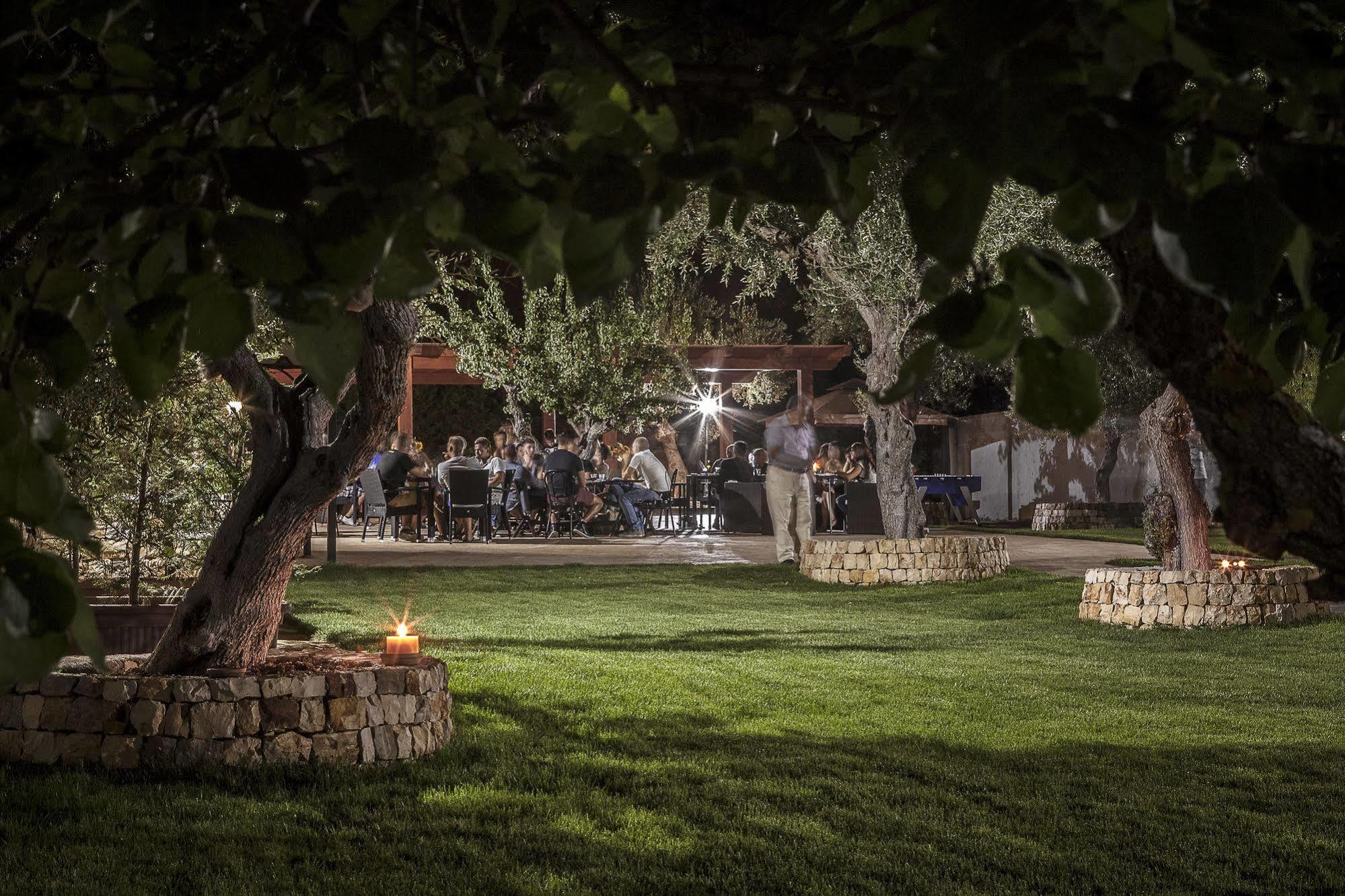 Hotel Villa Pirotta Sannicandro di Bari Bagian luar foto